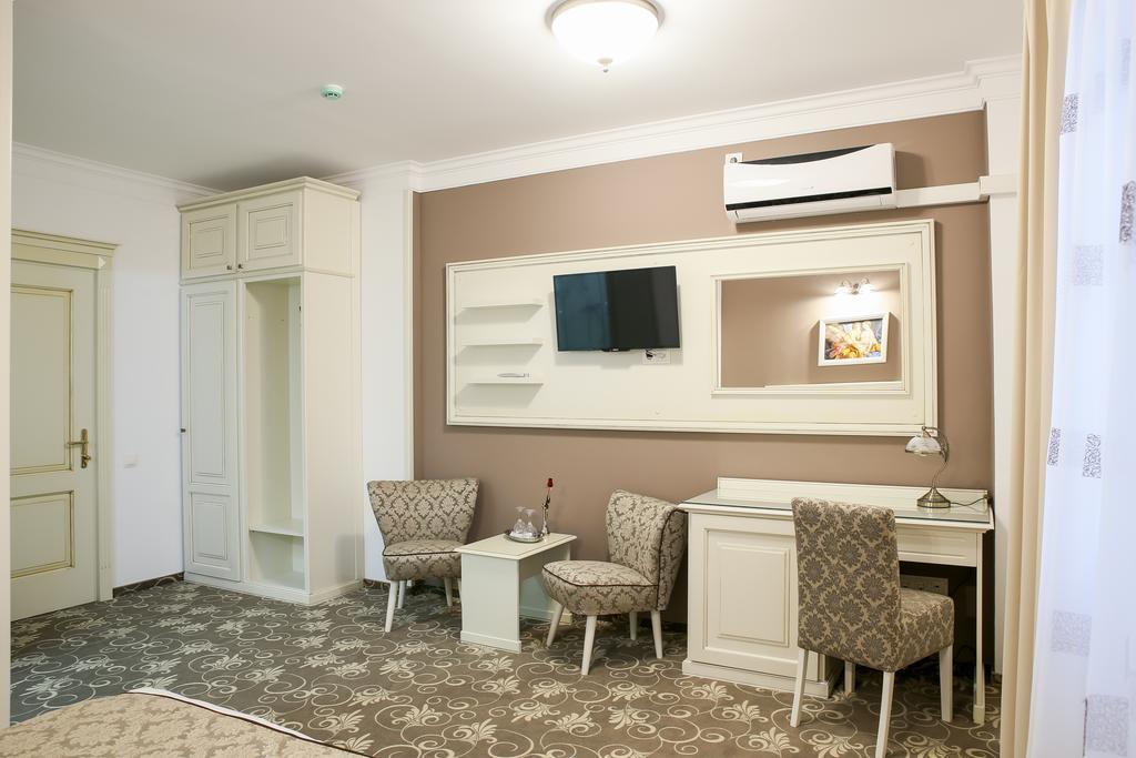 Hotel Montana Vişeu de Sus 部屋 写真