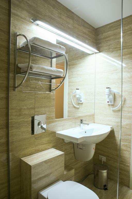 Hotel Montana Vişeu de Sus 部屋 写真